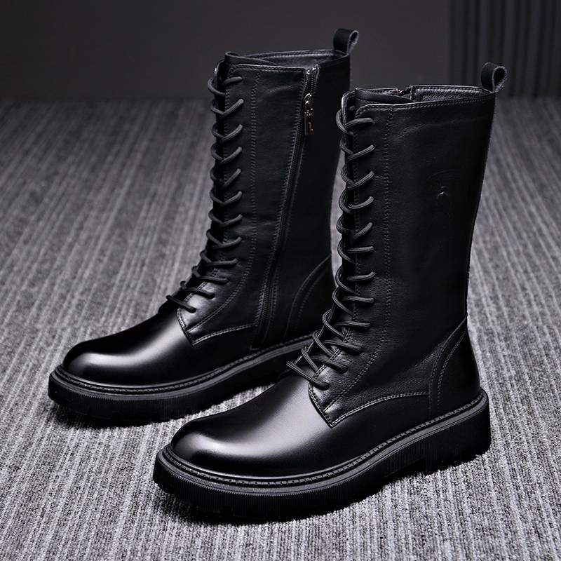 Martin Boots Man's Queen of England's