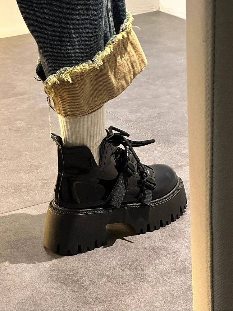 Thick -bottom Martin Boots Female 2024 Autumn and Winter New Small British Wind Boots Sweet Cool Explosion Single Boots