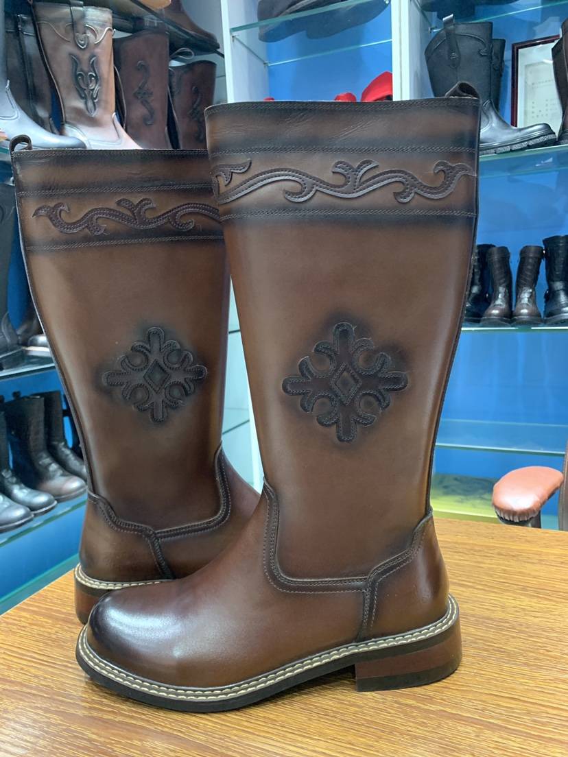 Men's leather horse boots ethnic style versatile high -end popular latest boots four seasons