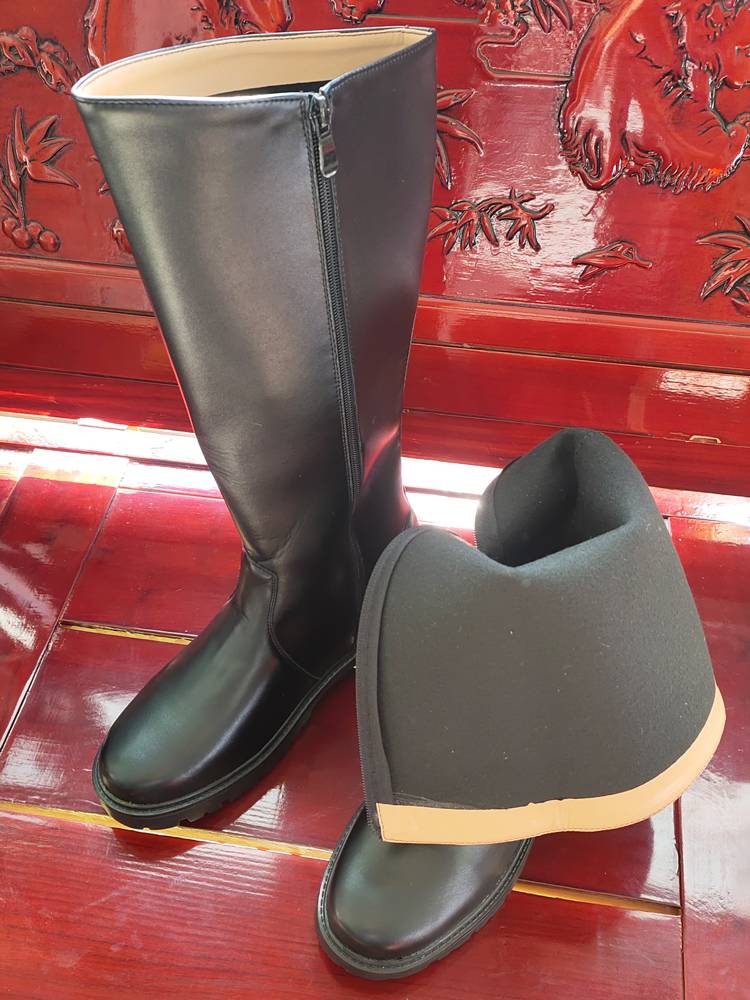 Horse boots, horse-shoe-shoe-shoe-shoe-shoe-shoe-shoe-shoe-shoe-shoe-shoe-shoe-shoe-shoe-shoe-shoe-shoe-shoe-shoe-shoe-shoe-shoe-shoe-shoe-shoe-shoe-shoe-shoe-shoe-shoe-shoe-shoe-shoe-shoe-shoe-slinging ceremony for adult girls
