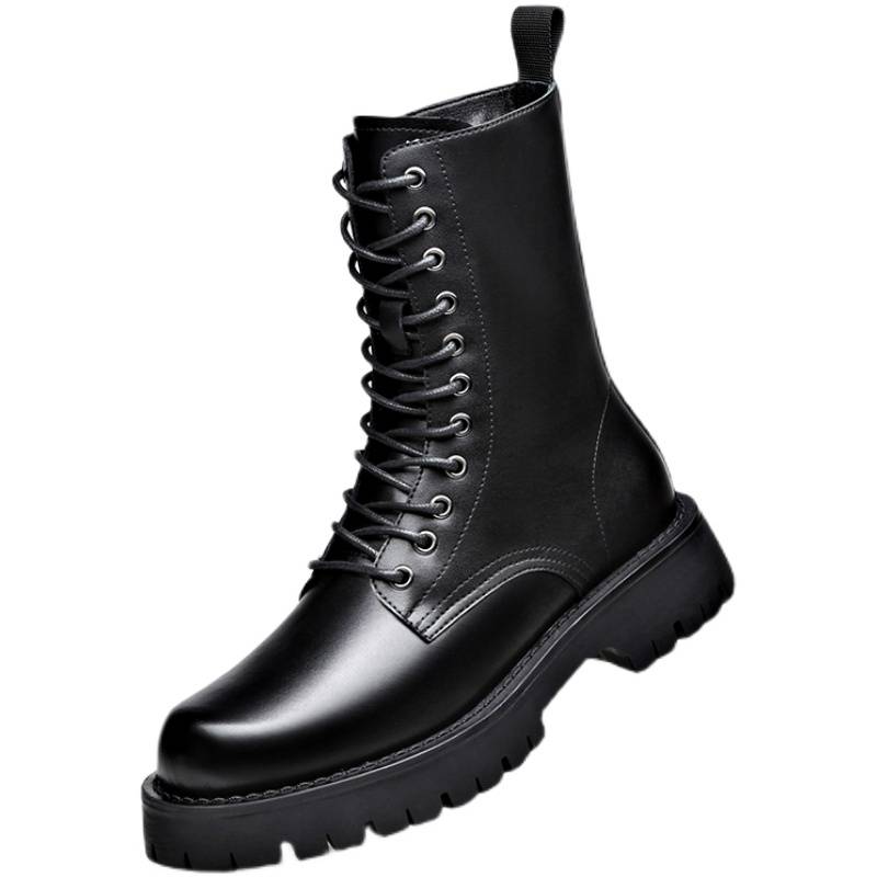 Martin Boots Man with Fowl warm in winter