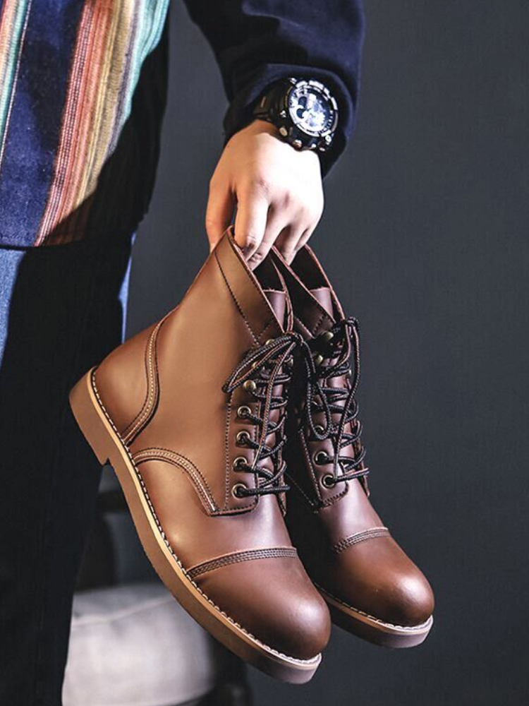 Amelioration Martin Bootsman with 8111 real boots
