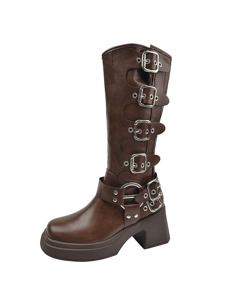 The high-and-high-hull knight's bootsbelt button and Martin's boots can't be retrograde