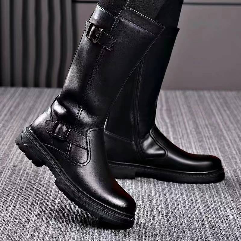 The dragonfleet boots man, the Knights of the Winters, the Knights of the Buckle, the Martins' Boots, the Boots with the velvet boots