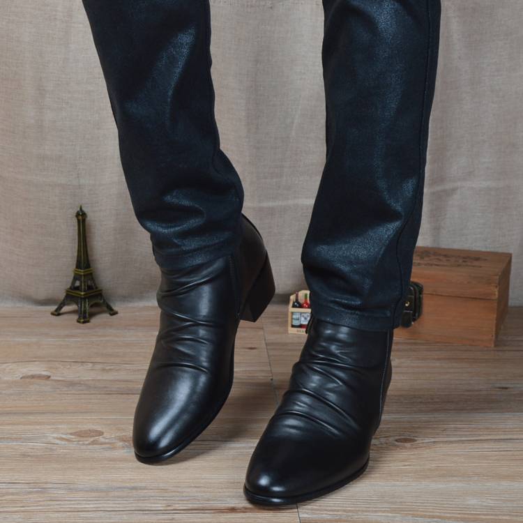 Men's Korean version of trendy leather boots British style pointed pointed short boots increase high school gang men's boots Martin boots high -top shoes