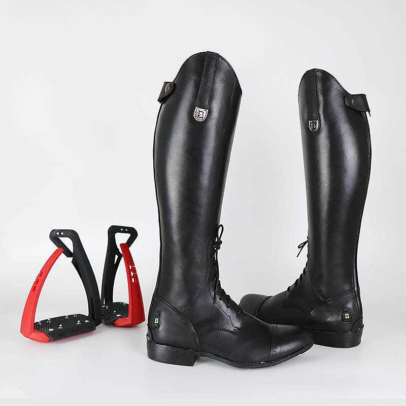 Horse boots, boots, ox-skin boots, ox-shoe boots, eight-foot-long horse gears, horse-on-horse suit