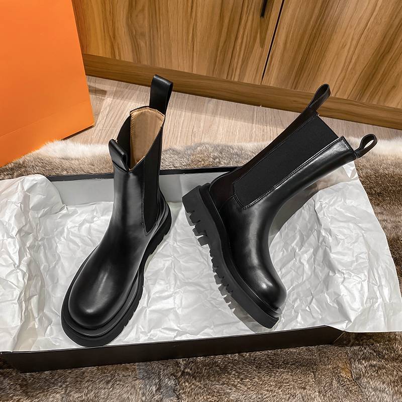 All -leather ~ Growing Martin Boots Women's British Wind in the Women in the Women in the Mid -Wind Mid -bottom Smooth Tubcita Boots Autumn Short Boots
