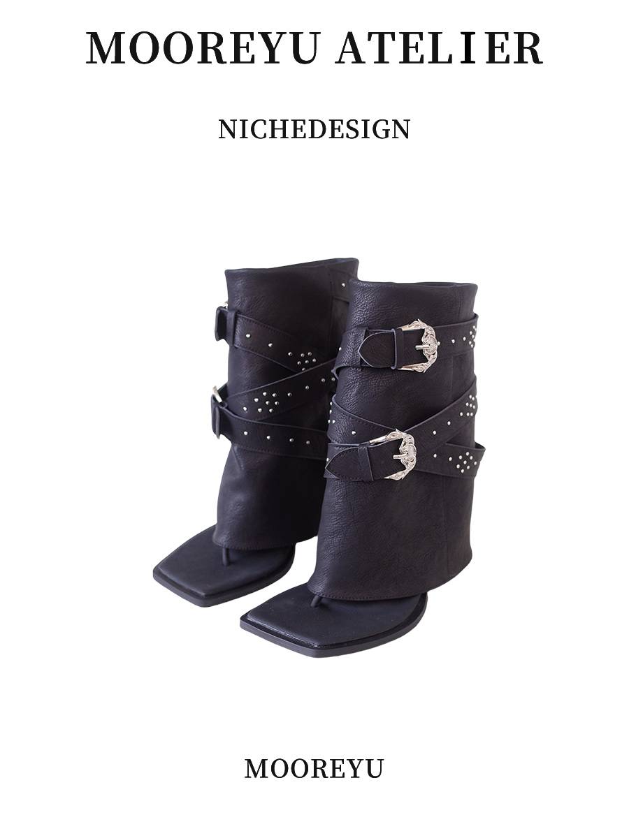 Mooreyu black clip toe human character cold boots female 2024 summer new retro buckle with frying street hot girl trousers boots