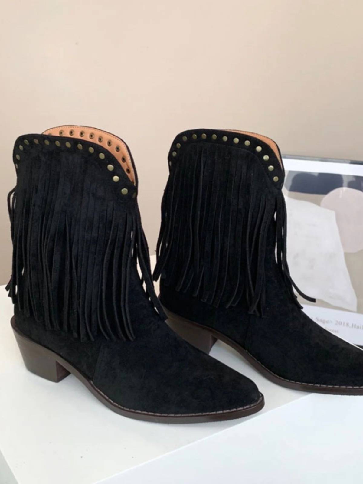2024 Autumn and Winter European and American Flurium Skin Skin Rough Heaven Radio Retro Radio Martin Boots High Heel Set Boots