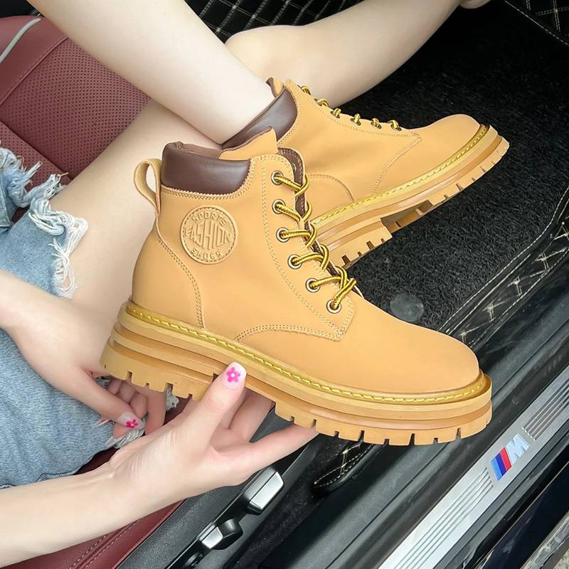 Rhubarb boots Martin boots female 2024 new summer leather British thick bottom increase short boots to kick rotten boots
