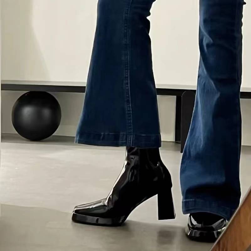 French square head thick heel short boots female black leather high heel back zipper Martin boots patent leather thin boots winter