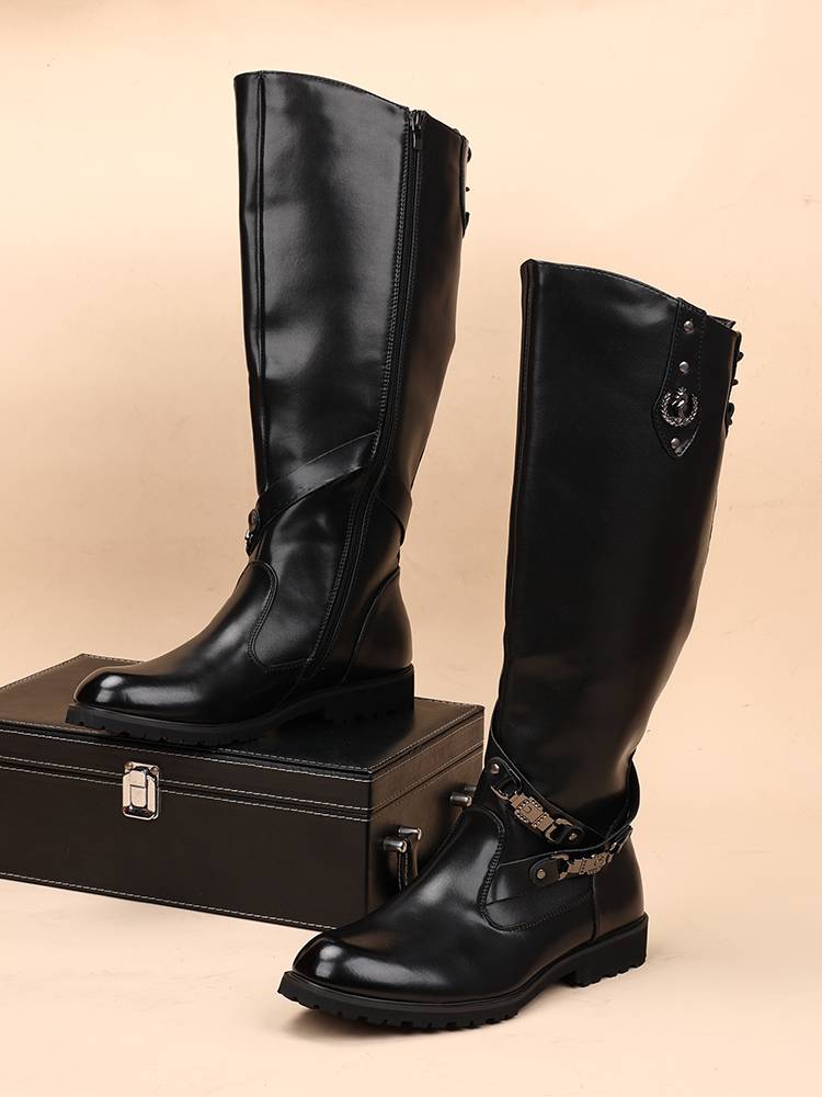 High-bone man's boots over his knee, long-brained man Martin's boots, cowboy boots, horse boots, horse-cruiser's boots