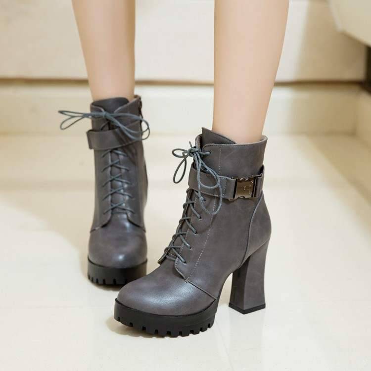 Retro labeling Roman boots short tube Martin boots leather boots thick heels large size boots women's shoes 33-43 yards