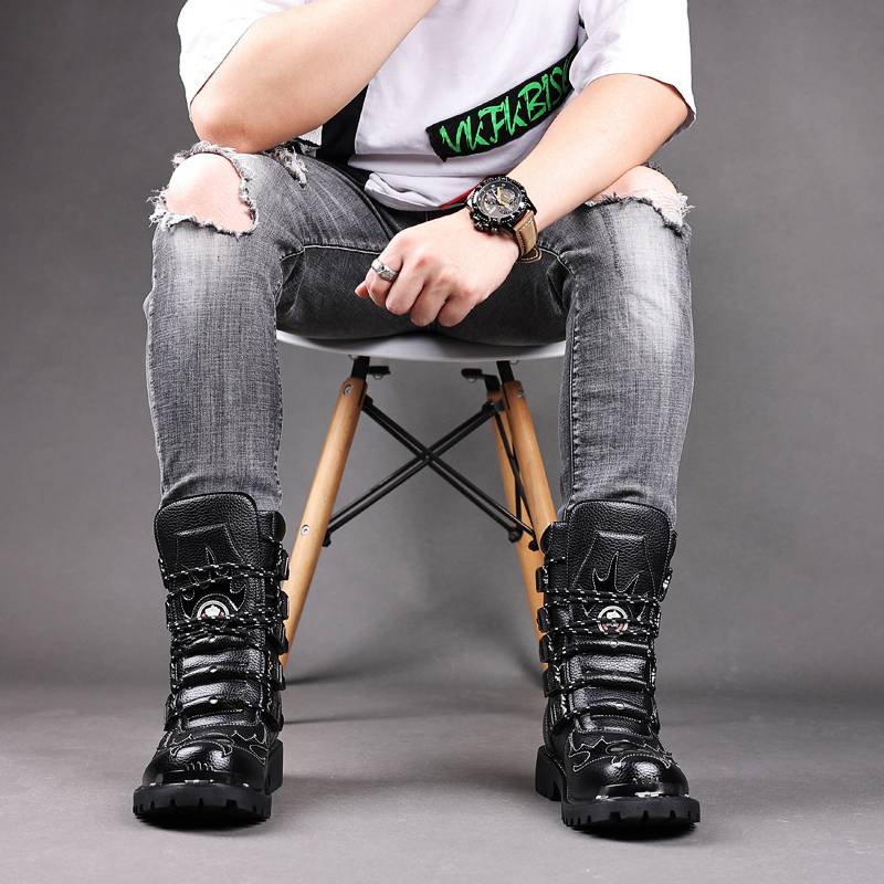 Autumn and winter men's middle boots height men's boots high cylinder ride boots leather boots men's leather boots ceremonial team captain boots Martin boots