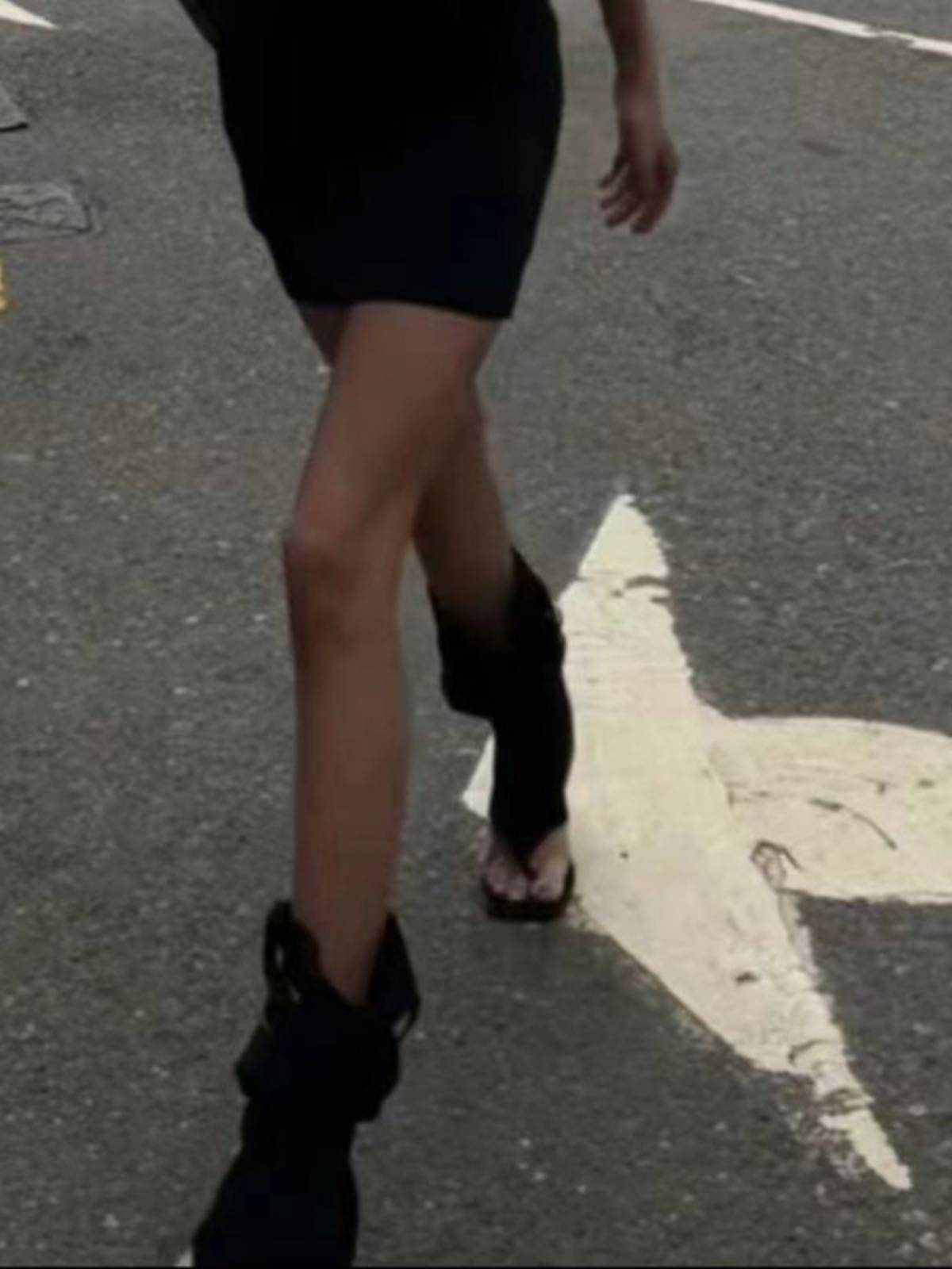 South Korean toe-toe-cold boots, 2024 spring, new French-based Western cowboy boots with high-pantsed boots