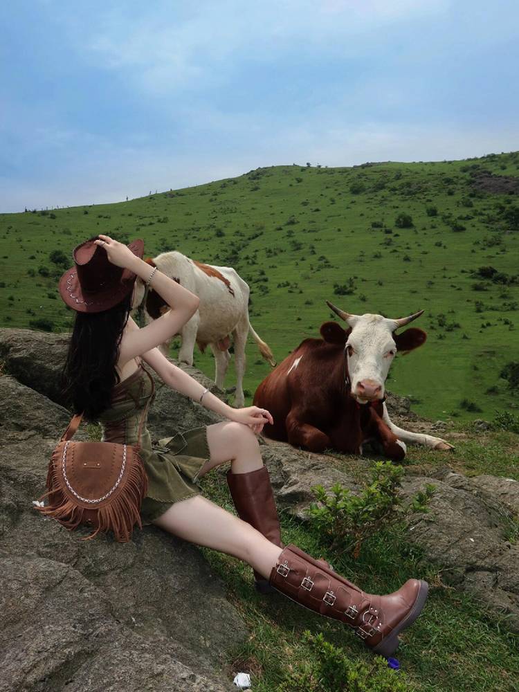 Xinjiang Tibetan West Sichuan West Grassland Travel Put on Women's Boots Children Western denim boots in the middle of the Cavaliers Boots
