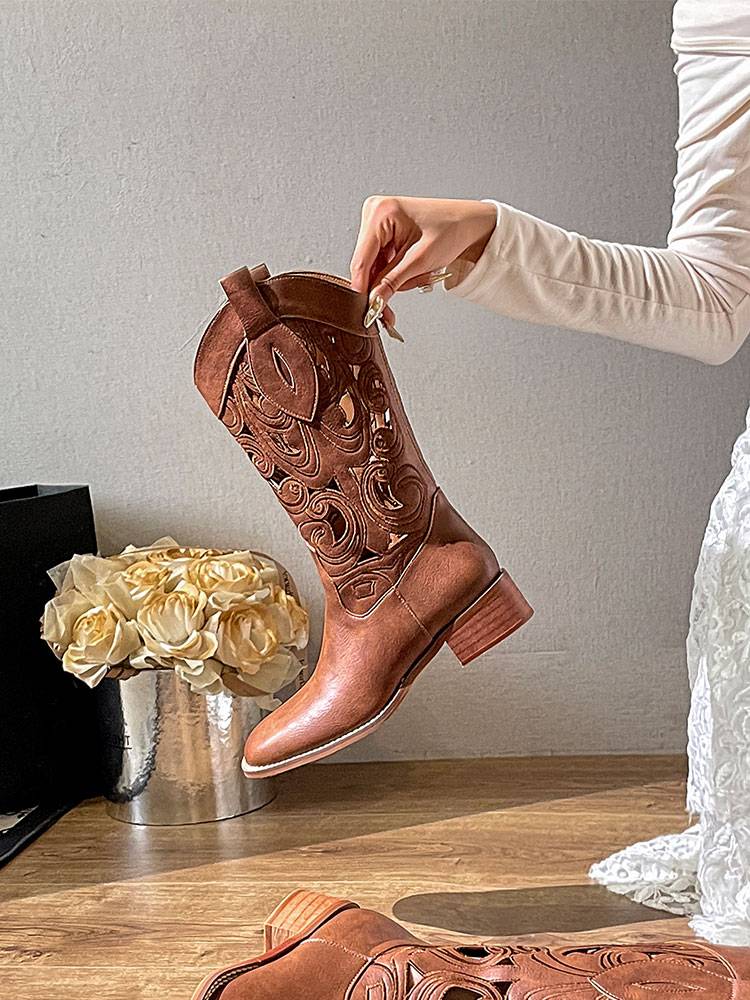 Cowhide hollow embroidery Western denim boots 2024 new retro desert summer boots in summer brown middle boots