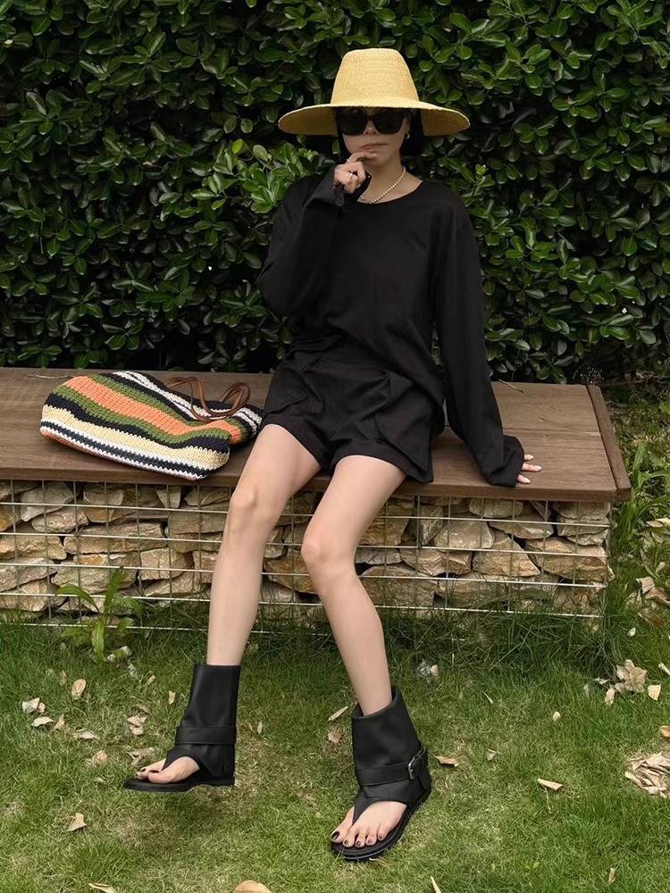 European station leather female boots 2024 summer new fashion clip -toe sandals flat bottom Martin boots Chelsea boots