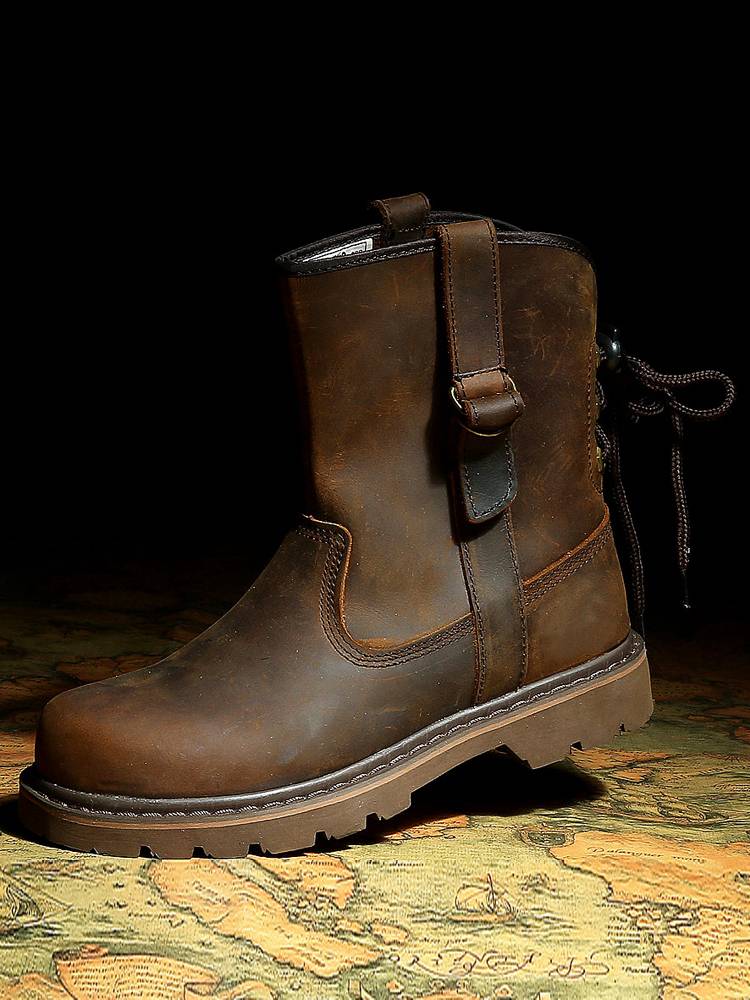 Martin Boots Girl, north of the tiger's line