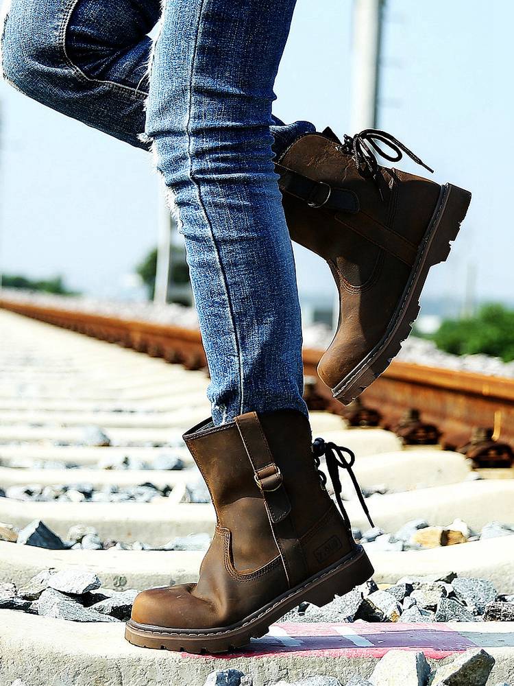 Martin Boots Girl, north of the tiger's line