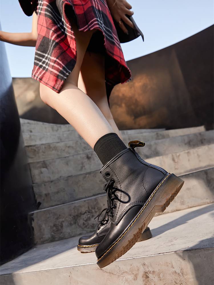 Classic Martin boots female 2023 new summer thick British style, British style leather black boots children model boots single boots