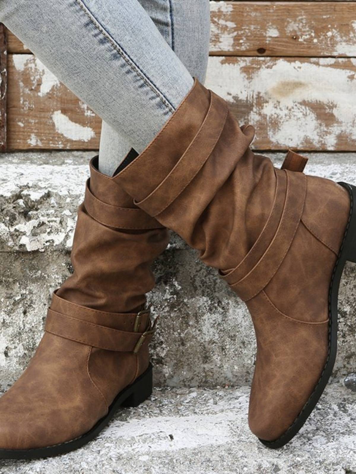 Women's Boot 2024 Autumn and Winter new European and American retro large size independent station round head low -heeled cigarette tube motorcycle women's boots
