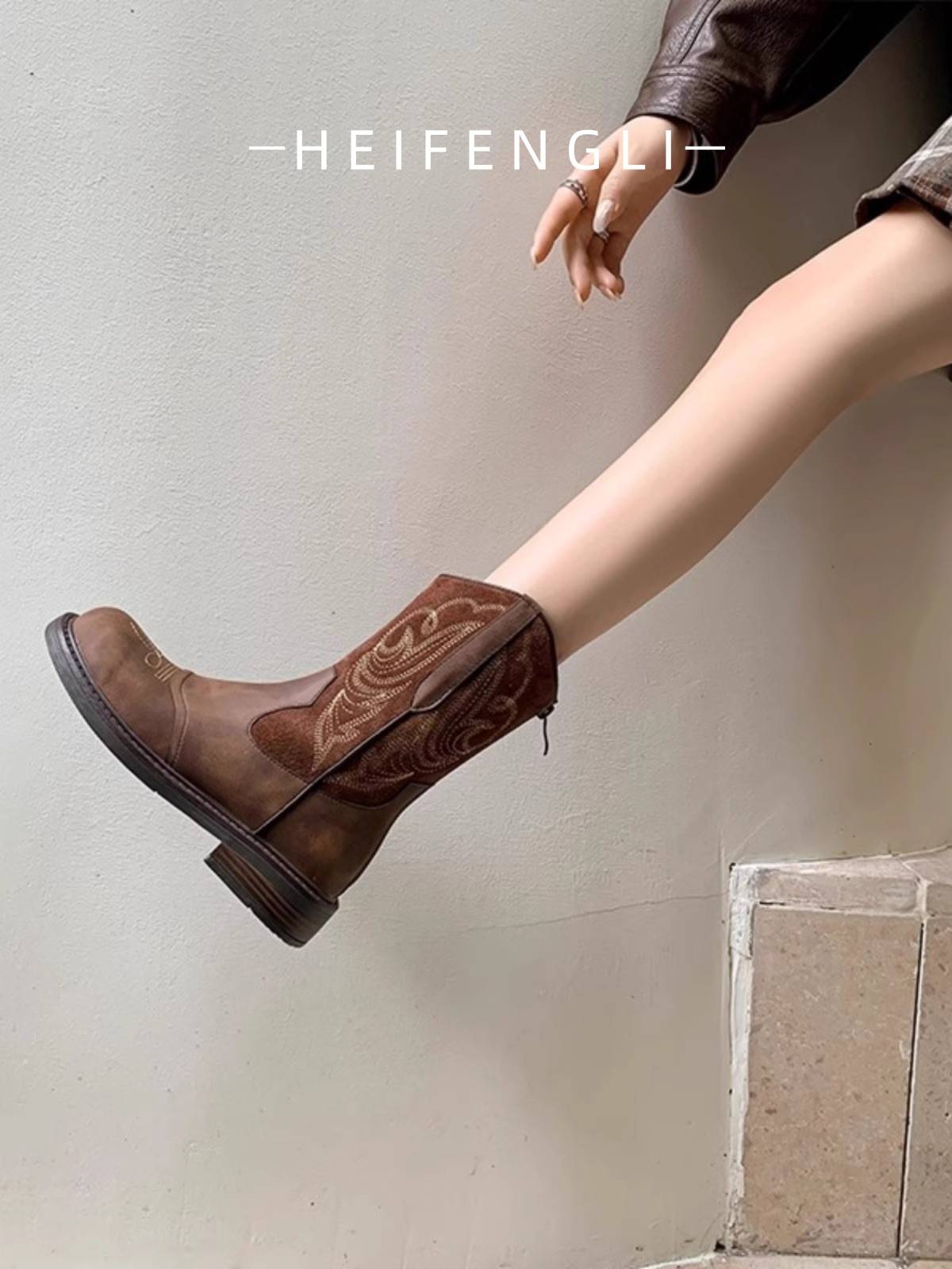 British wind after the zipper retro European and American embroidery western boots 2024 Summer Cavaliers boots short boots female Martin boots