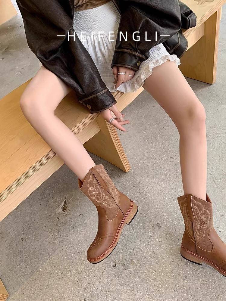 British wind after the zipper retro European and American embroidery western boots 2024 Summer Cavaliers boots short boots female Martin boots