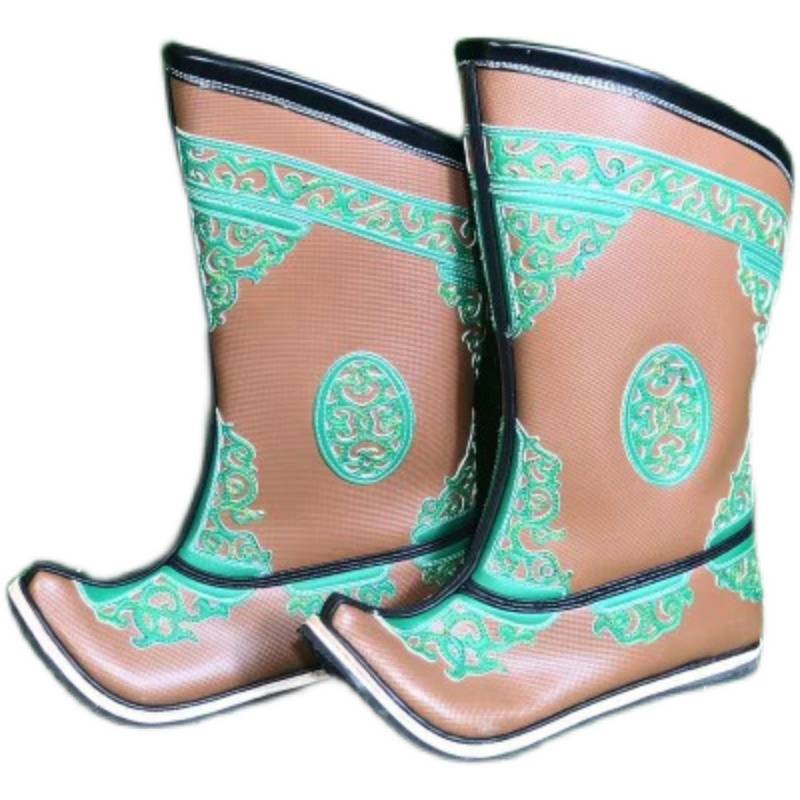 The hawk male and female traditional Mongol boots and troupe troupe troupe troupe with the hand-sewn boots