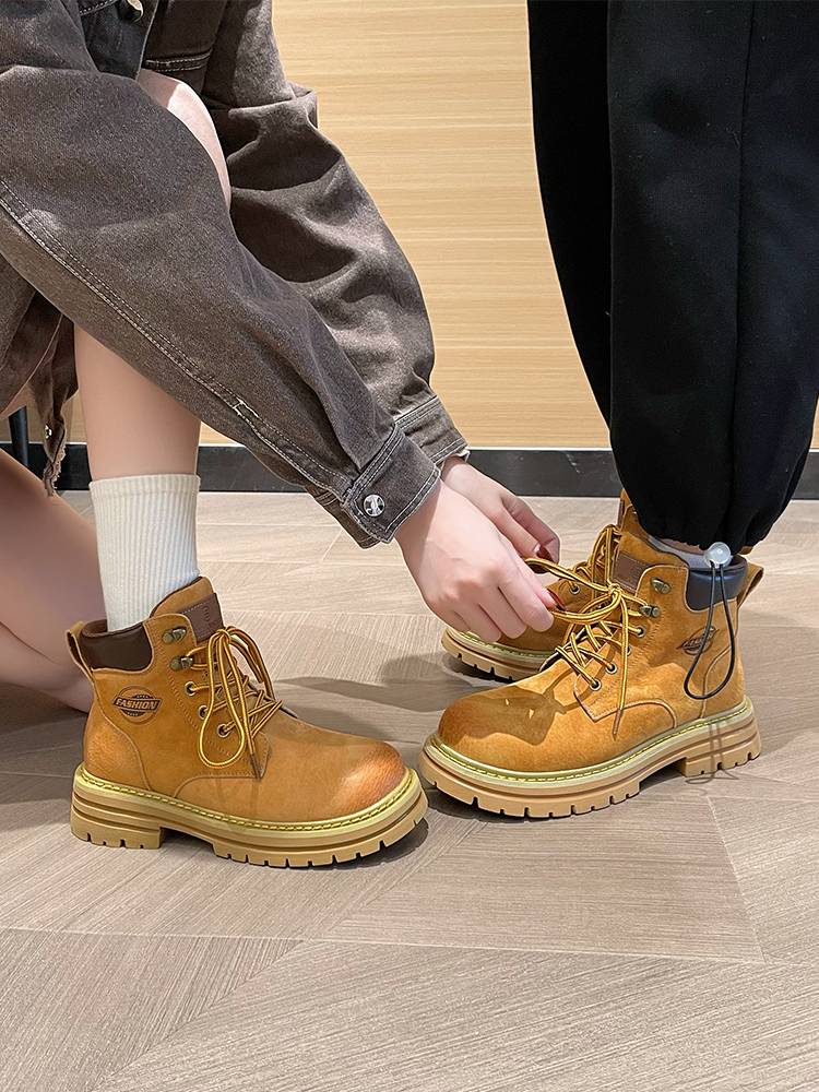 Inner increase Martin boots female 2024 new explosion spring and autumn western yellow boots outdoor mountaineering boots small short boots