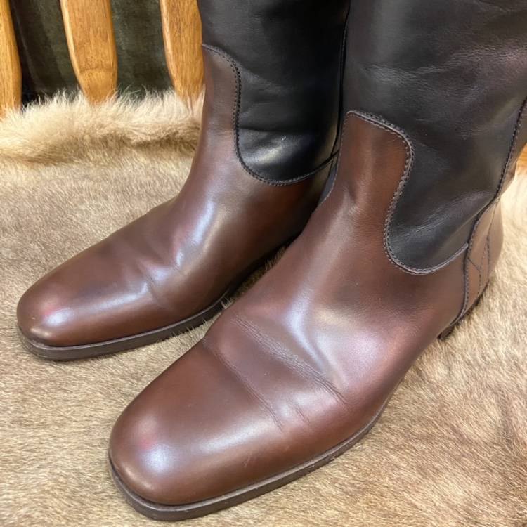 35 yards of Italian production Ferragam0 color -colored cowhide high -pipe high -knight horse boots