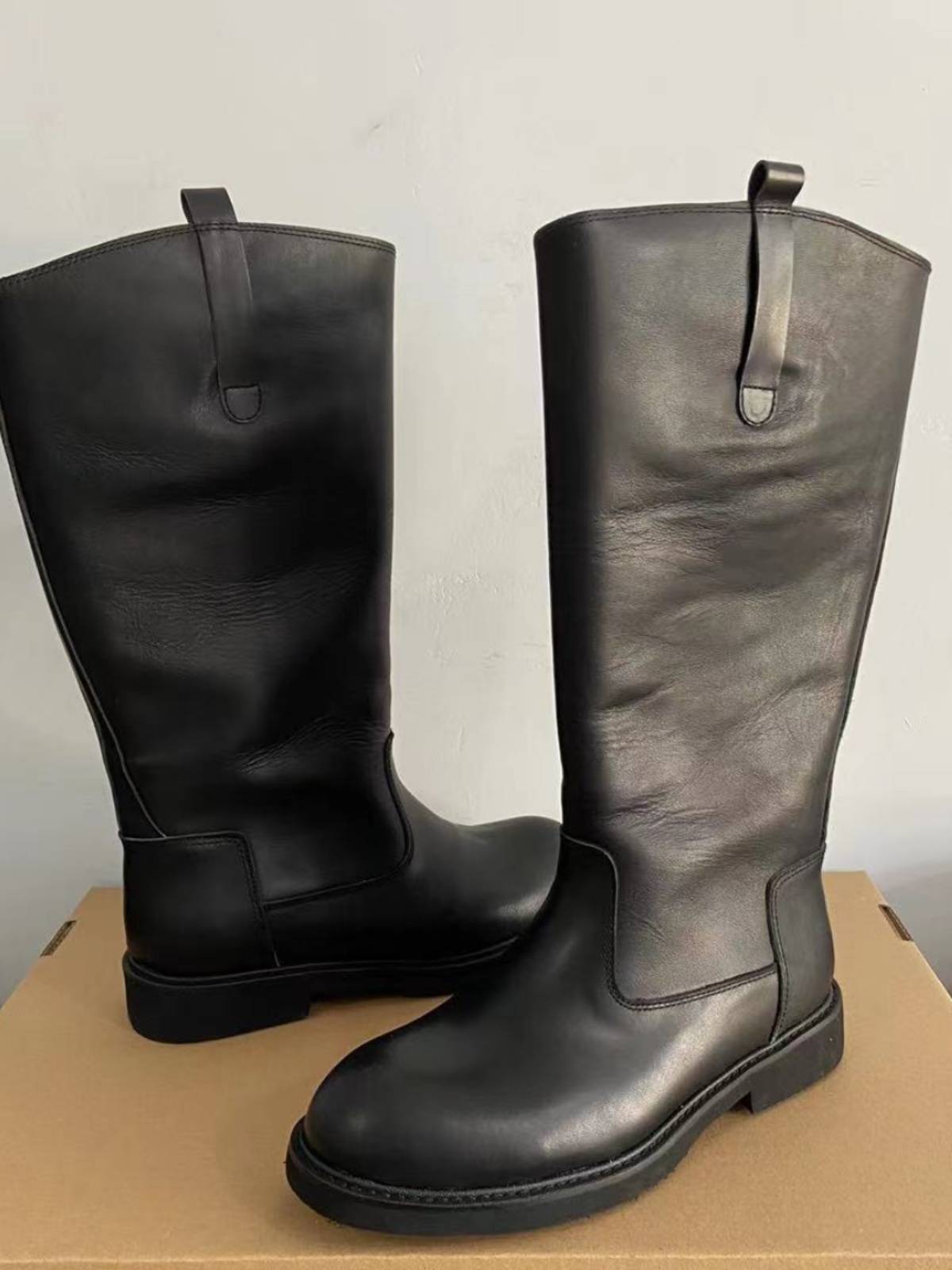 The Mongol Bullskin Boots Knight's Skided Outside Boots