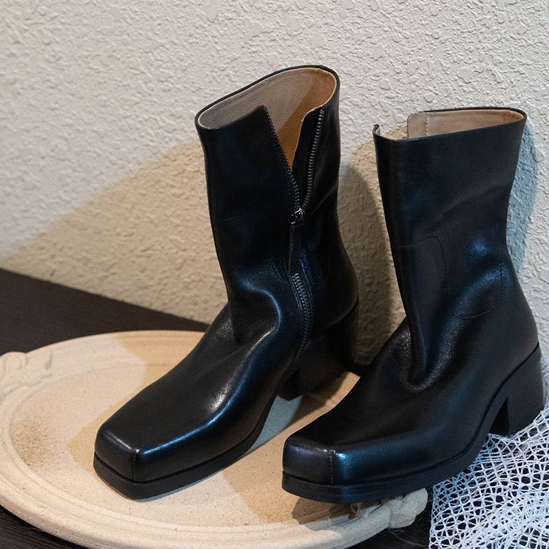 French square -headed street small short boots female Jin Minxi, the same mid -boots, coarse -heeled Martin boots autumn and winter lean boots ankle boots