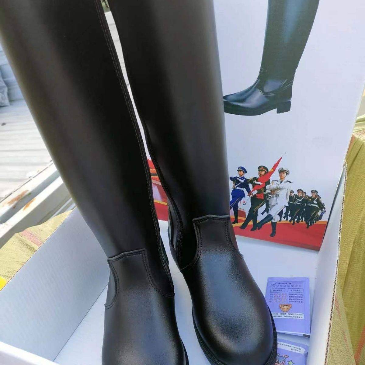 Flag -raised guard guards horse boots high tube honor guards parade leather boots men's and women's band performances