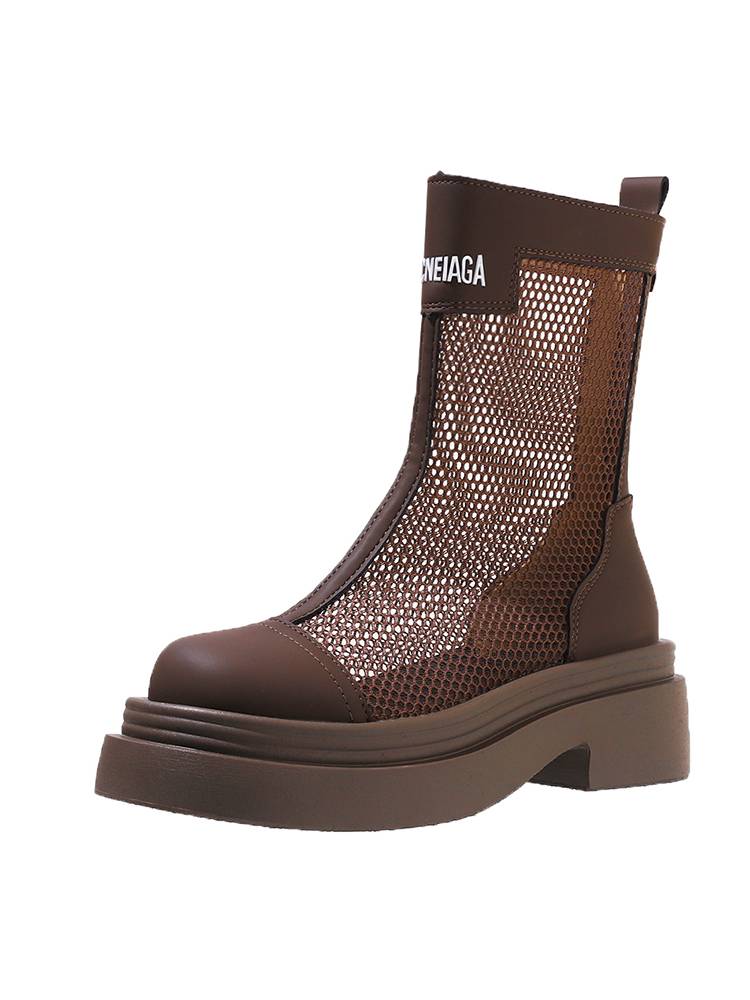 A new 2024 in summer for Martin's boots