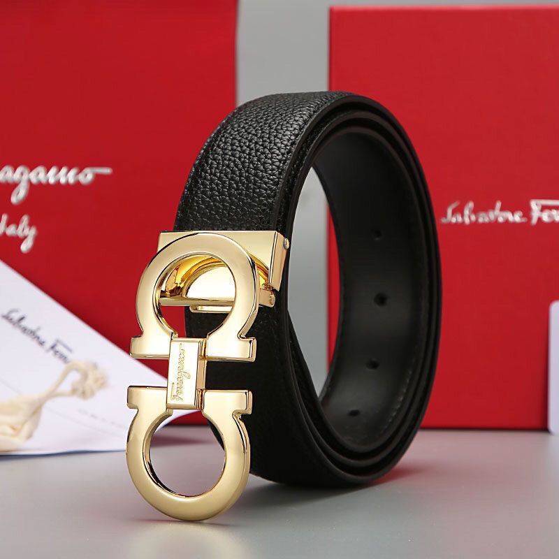 Gold button box, 110