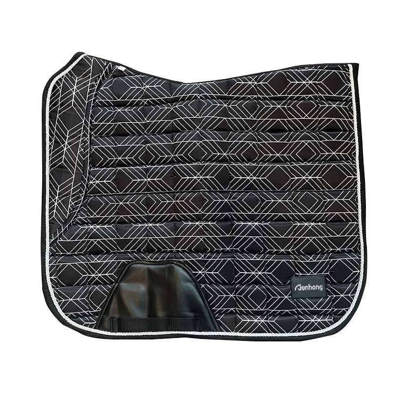 Explosion equestrian supplies training dedicated sweat -proof air -breathable and anti -grinding saddle horse saddle mats trade