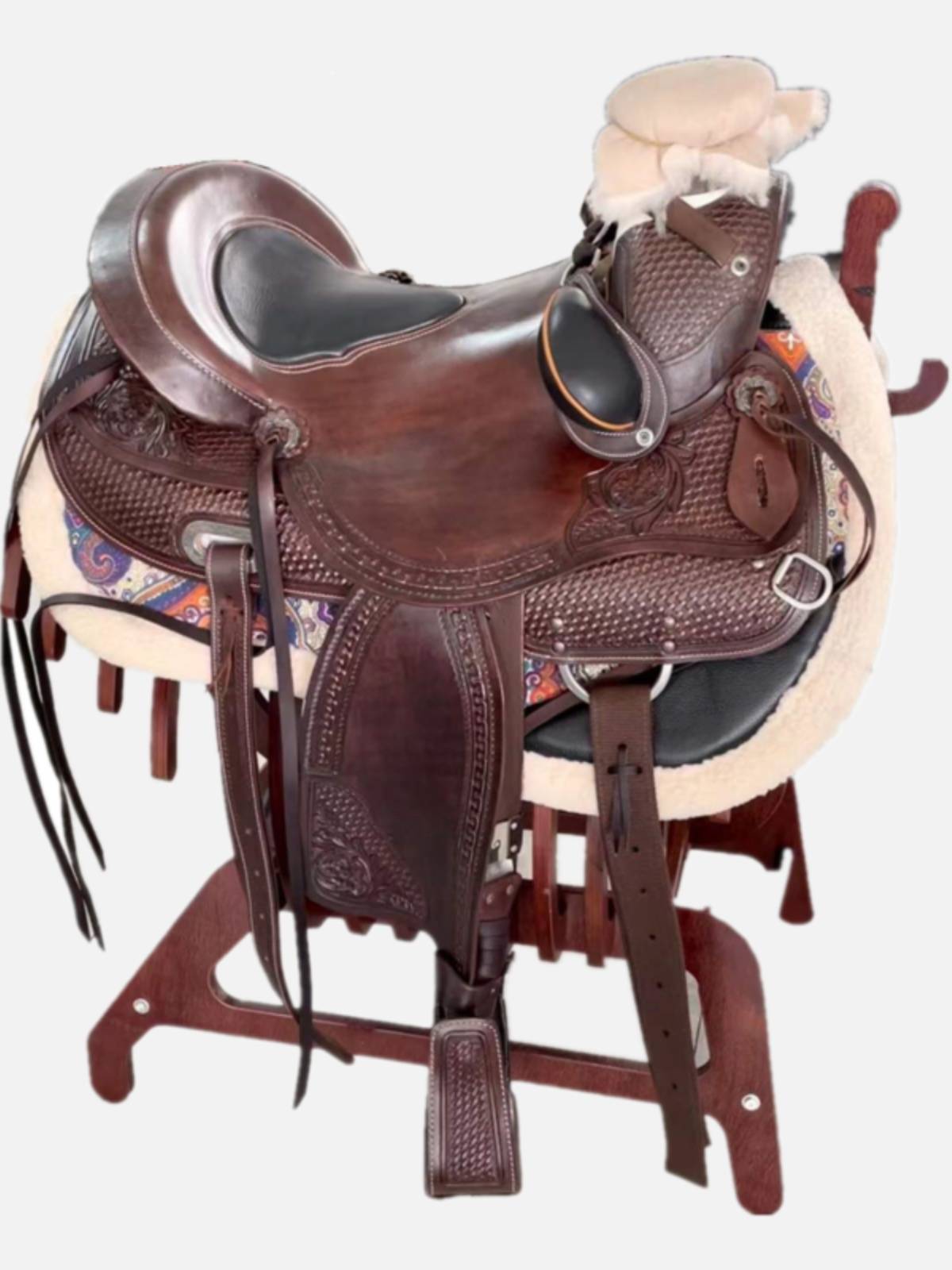 Western saddle pads thicken with tweezers and tweezers strong and long-lasting shoulder grinders