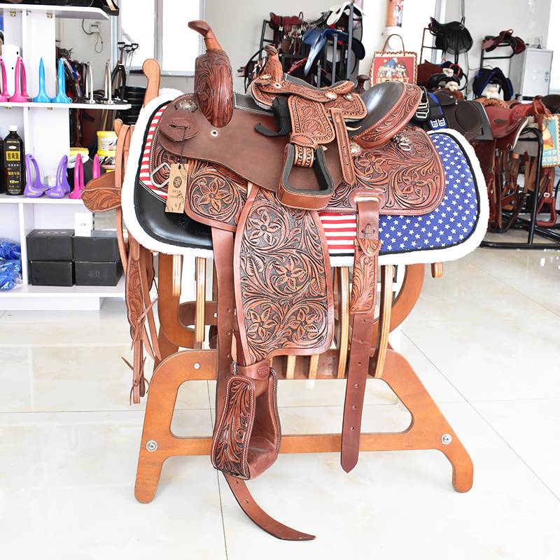Century Jiudui Western Sadeware Saves Sleeve Sadfords Full Leather Crafts Crafts Collection of Sheep Saded Pet Accessories Dog Sading Dog