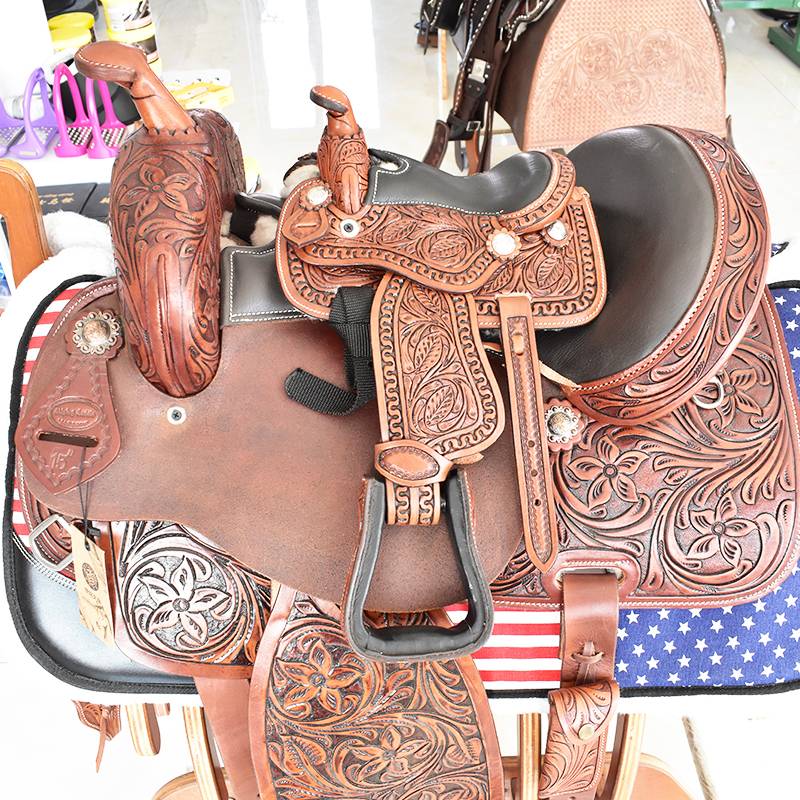 Century Jiudui Western Sadeware Saves Sleeve Sadfords Full Leather Crafts Crafts Collection of Sheep Saded Pet Accessories Dog Sading Dog