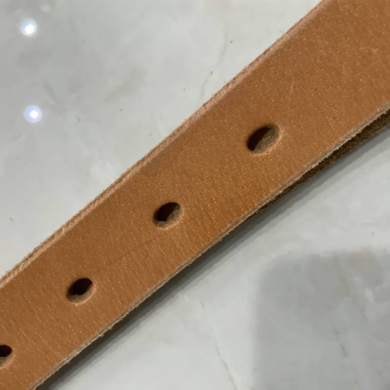 The first layer of cowhide horses, riding horses, riding and riding, horsepower leather accessories pants band