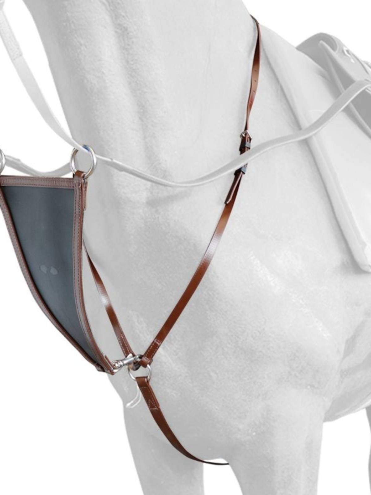 A HORSE WITH A PVC PVC BRA AND A LONG-DISTANCE PVC BRA ON A BRITISH TURBAN WITH A GIRAFFE