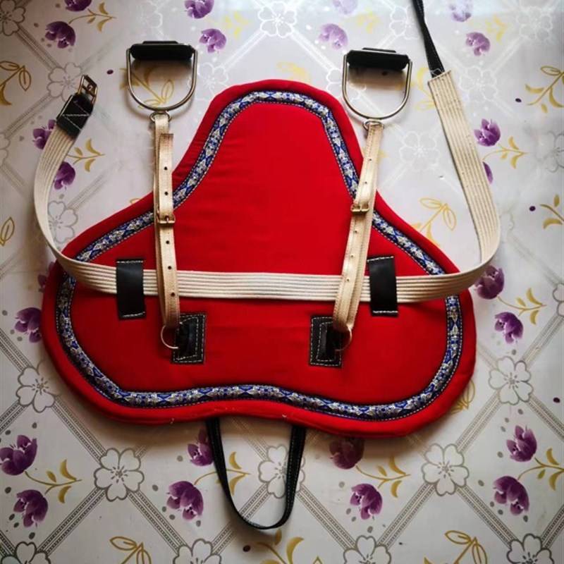 The new spatula riding saddle, a splash, a saddle horse horses horses horses horses horses horses horsema