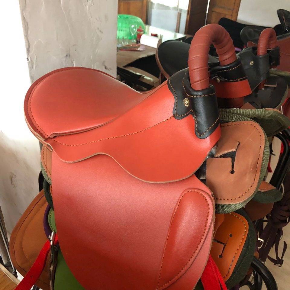 Little dwarf saddle children ride a short saddle, dwarf saddle, full set of accessories