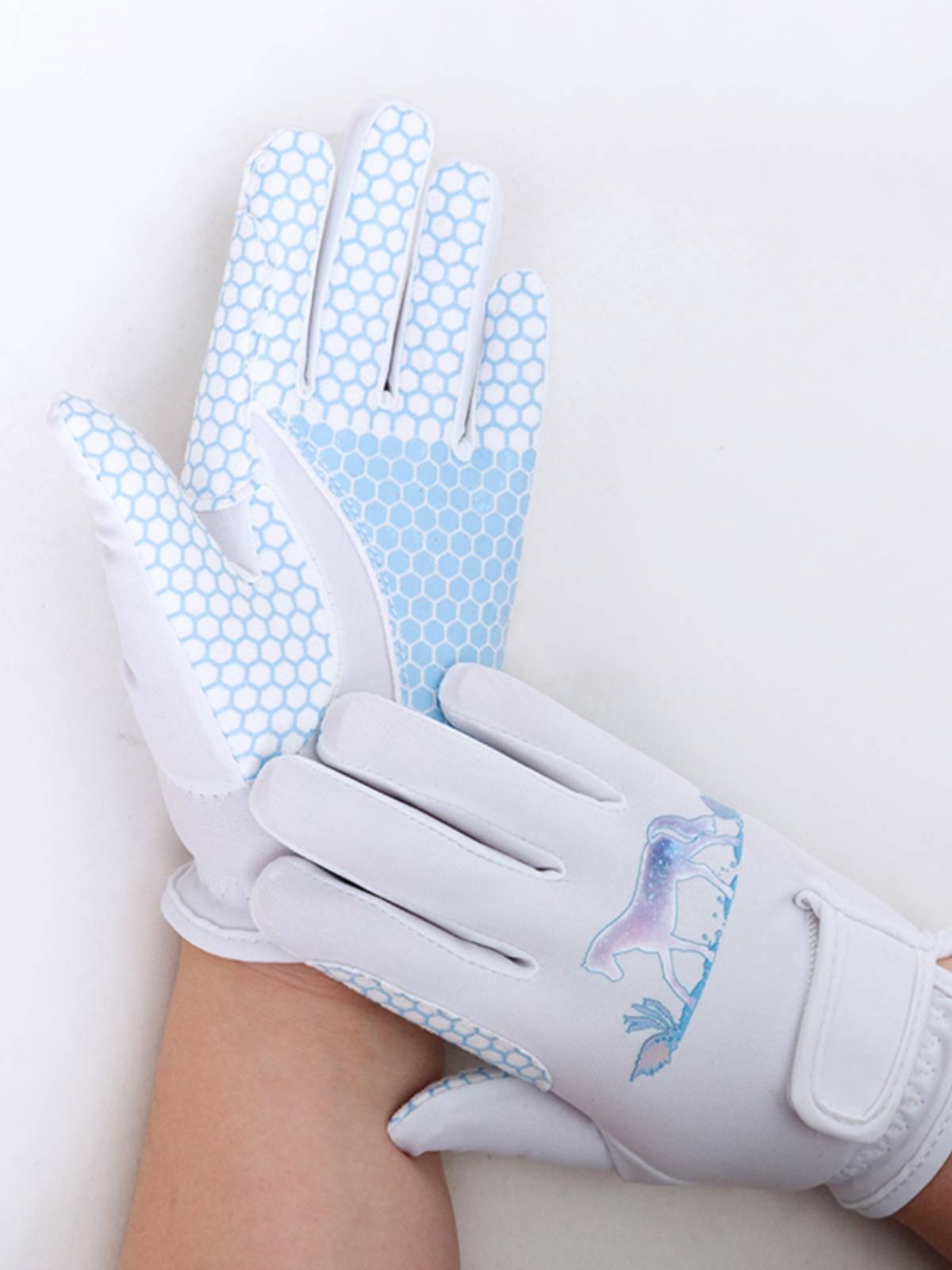 Children's equestrian glove equestrian equestrian equipment riding 3-year-old spring and summer breathable training riding anti-slip silicone gloves