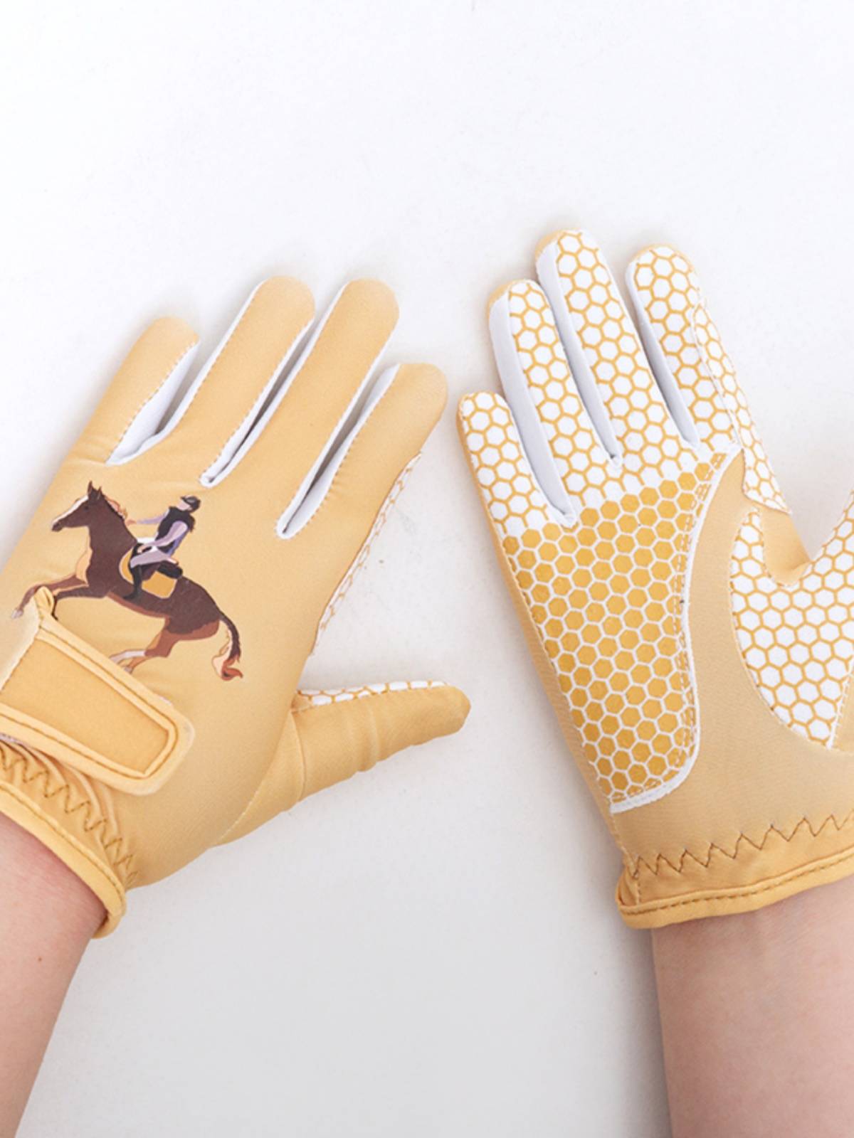 Children's equestrian glove equestrian equestrian equipment riding 3-year-old spring and summer breathable training riding anti-slip silicone gloves