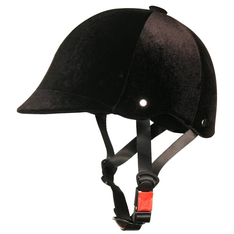 A first-school safety cap for tourists at the training grounds with a four-day velvet helmet for both men and women