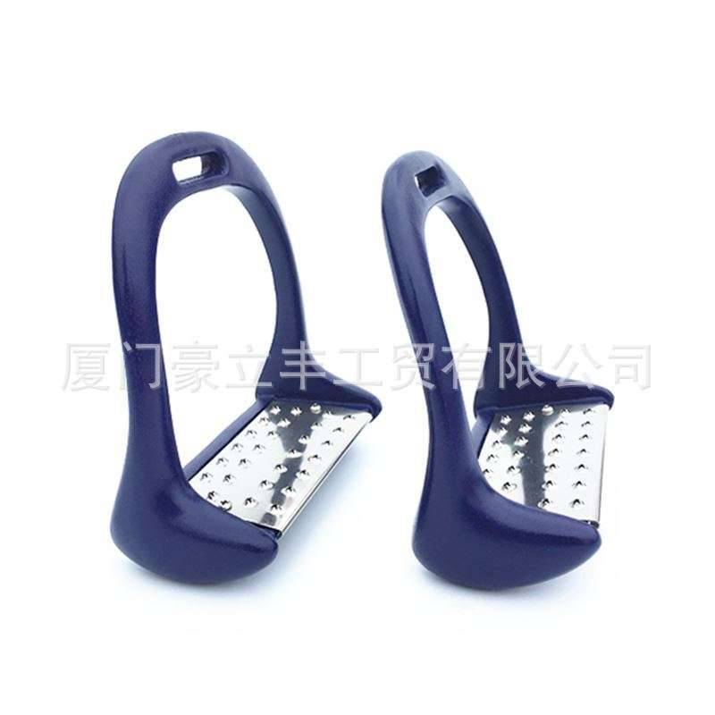 Aluminum ponys, red blue saddle-stools, horse-stealing