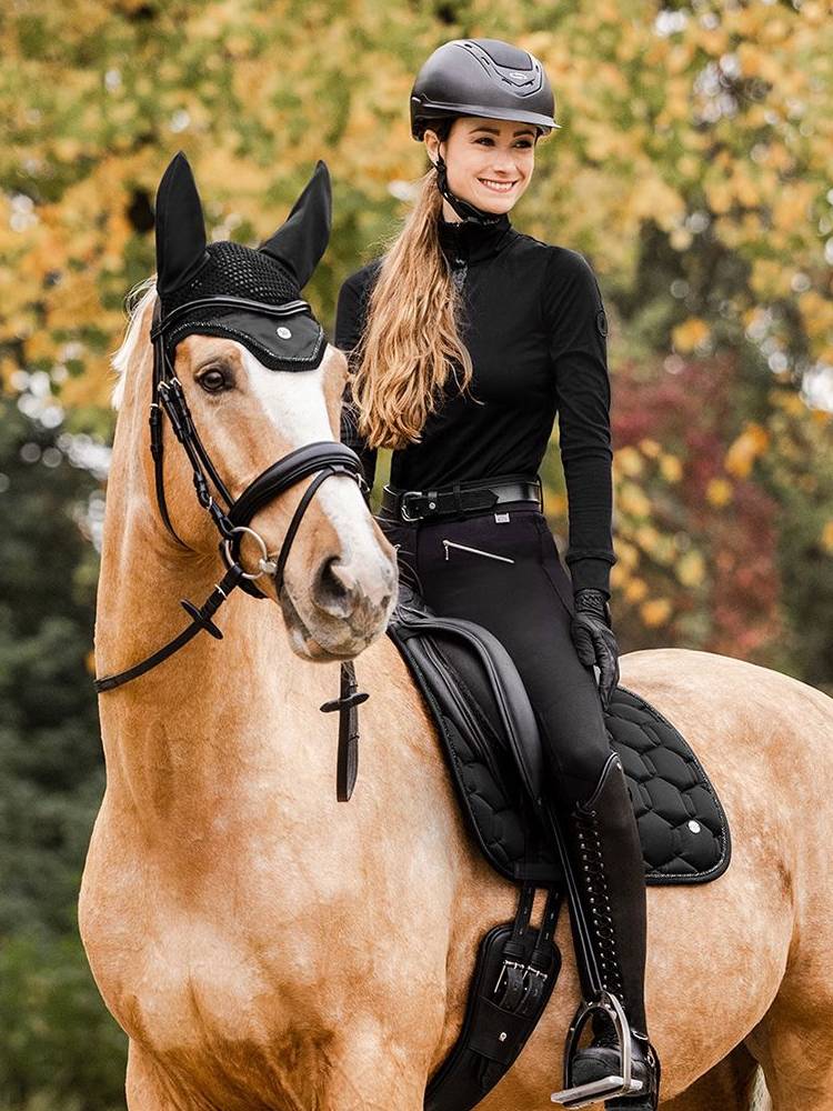 German Waldhausen Equestrian Horse Cushion Mental Cushion Horse Sweat Back Catched Black Blood Red Equestrian Set