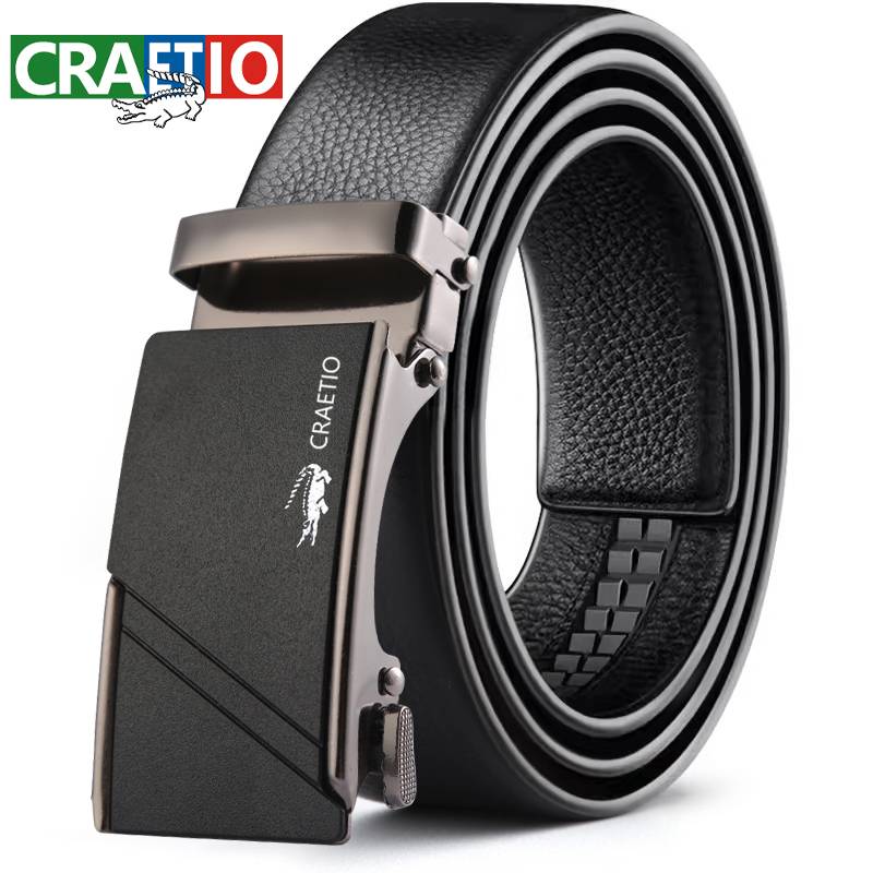 Crocodile men's leather belts are automatically buttoned up in soft-fowl-skin commercials and young people's crotch belts